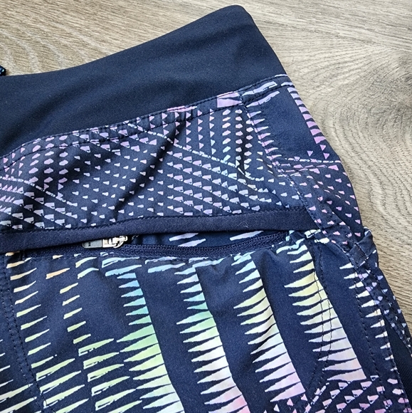 Patagonia Women's Nine Trails unlined athletic shorts - Picture 4 of 7